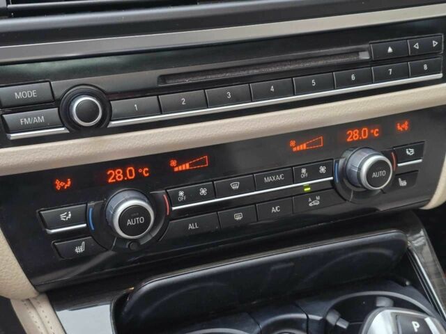 Чорний БМВ 5 Серія, об'ємом двигуна 2 л та пробігом 240 тис. км за 12499 $, фото 10 на Automoto.ua