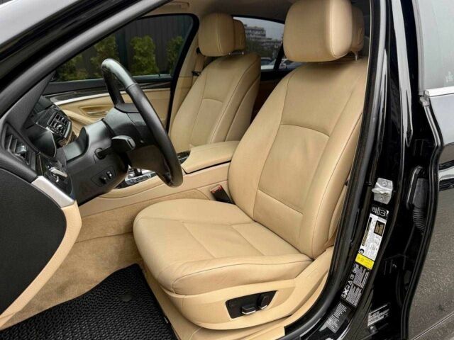 Чорний БМВ 5 Серія, об'ємом двигуна 2 л та пробігом 132 тис. км за 14300 $, фото 11 на Automoto.ua