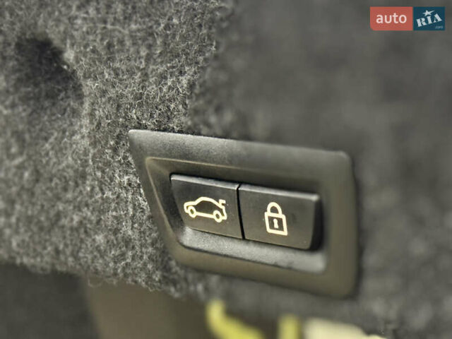 Черный БМВ 5 Серия, объемом двигателя 2.98 л и пробегом 199 тыс. км за 17799 $, фото 17 на Automoto.ua