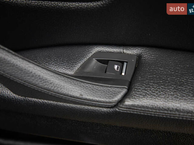 Чорний БМВ 5 Серія, об'ємом двигуна 3 л та пробігом 233 тис. км за 19600 $, фото 37 на Automoto.ua