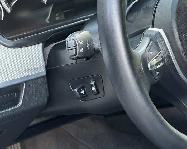 БМВ 5 Серия 2013 в Днепре (Днепропетровске) на Automoto.ua Черный БМВ 5 Серия, объемом двигателя 3 л и пробегом 110 тыс. км за 22500 $, фото 46 на Automoto.ua