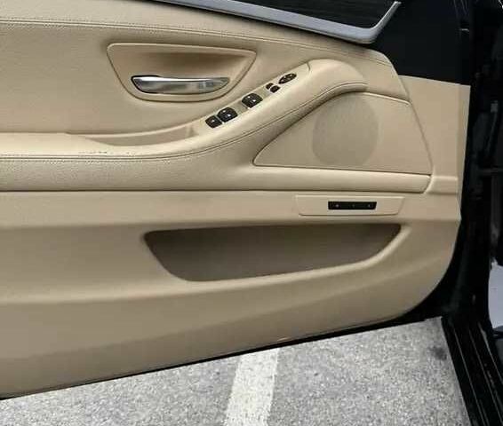 Черный БМВ 5 Серия, объемом двигателя 2 л и пробегом 198 тыс. км за 13500 $, фото 9 на Automoto.ua