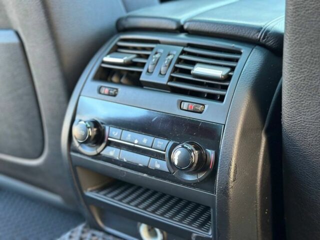 Черный БМВ 5 Серия, объемом двигателя 4.4 л и пробегом 115 тыс. км за 17999 $, фото 17 на Automoto.ua