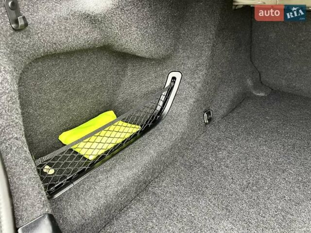 Чорний БМВ 5 Серія, об'ємом двигуна 2 л та пробігом 264 тис. км за 13999 $, фото 168 на Automoto.ua