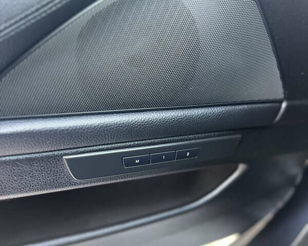 БМВ 5 Серия 2013 в Днепре (Днепропетровске) на Automoto.ua Черный БМВ 5 Серия, объемом двигателя 3 л и пробегом 110 тыс. км за 22500 $, фото 38 на Automoto.ua