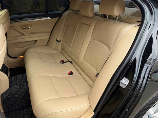 Чорний БМВ 5 Серія, об'ємом двигуна 2 л та пробігом 132 тис. км за 14300 $, фото 12 на Automoto.ua