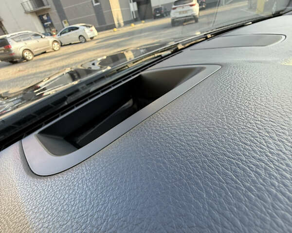 Черный БМВ 5 Серия, объемом двигателя 2.99 л и пробегом 214 тыс. км за 24000 $, фото 30 на Automoto.ua