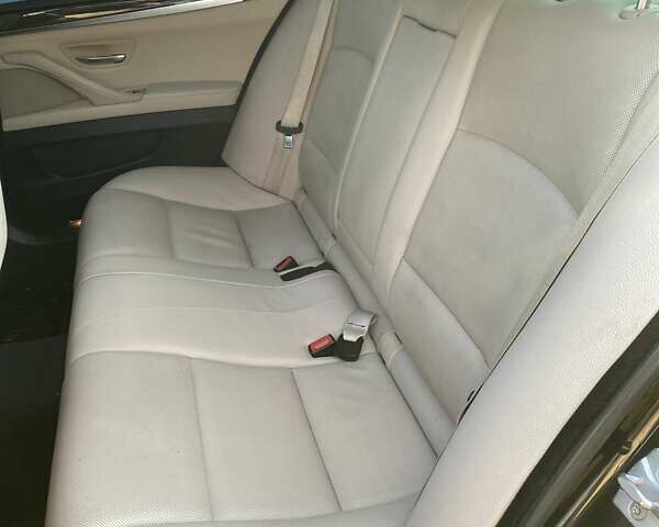 Черный БМВ 5 Серия, объемом двигателя 2 л и пробегом 184 тыс. км за 18900 $, фото 10 на Automoto.ua