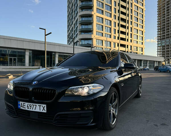 Чорний БМВ 5 Серія, об'ємом двигуна 2 л та пробігом 220 тис. км за 16000 $, фото 6 на Automoto.ua