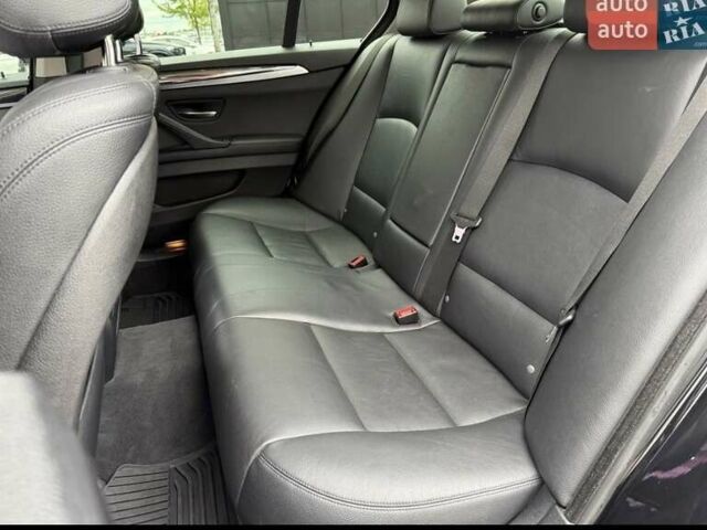 Черный БМВ 5 Серия, объемом двигателя 2 л и пробегом 129 тыс. км за 15000 $, фото 16 на Automoto.ua