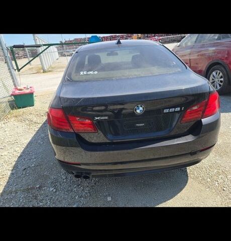 Чорний БМВ 5 Серія, об'ємом двигуна 2 л та пробігом 250 тис. км за 8500 $, фото 4 на Automoto.ua