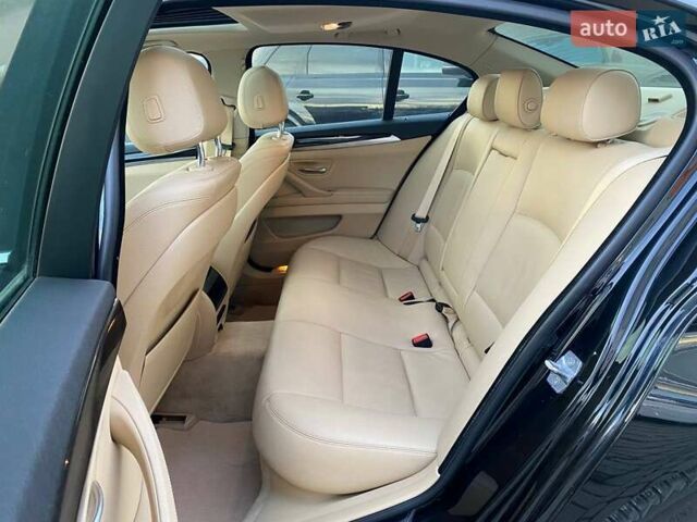 Чорний БМВ 5 Серія, об'ємом двигуна 3 л та пробігом 208 тис. км за 15600 $, фото 21 на Automoto.ua