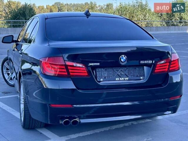 Чорний БМВ 5 Серія, об'ємом двигуна 2 л та пробігом 226 тис. км за 14700 $, фото 23 на Automoto.ua