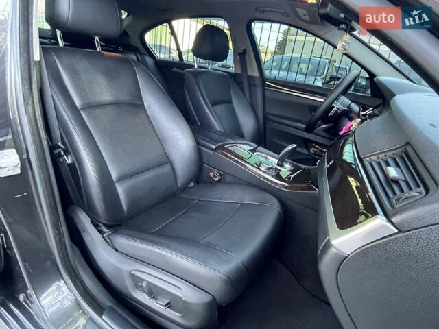 Черный БМВ 5 Серия, объемом двигателя 3 л и пробегом 177 тыс. км за 17999 $, фото 18 на Automoto.ua