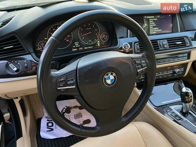 Чорний БМВ 5 Серія, об'ємом двигуна 3 л та пробігом 208 тис. км за 15600 $, фото 13 на Automoto.ua