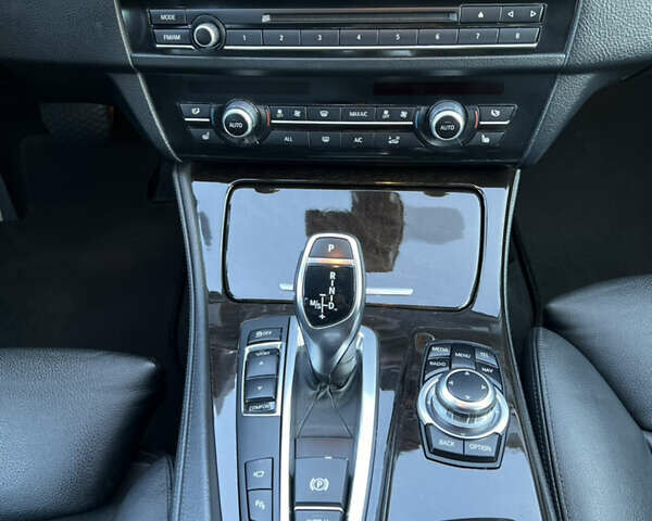 Черный БМВ 5 Серия, объемом двигателя 3 л и пробегом 263 тыс. км за 15900 $, фото 19 на Automoto.ua