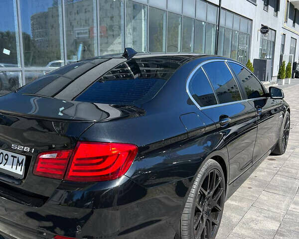 Чорний БМВ 5 Серія, об'ємом двигуна 2 л та пробігом 215 тис. км за 13500 $, фото 58 на Automoto.ua