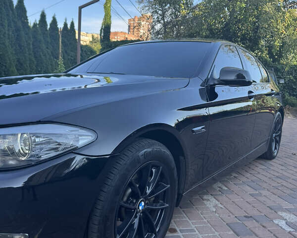 Черный БМВ 5 Серия, объемом двигателя 3 л и пробегом 296 тыс. км за 12300 $, фото 2 на Automoto.ua