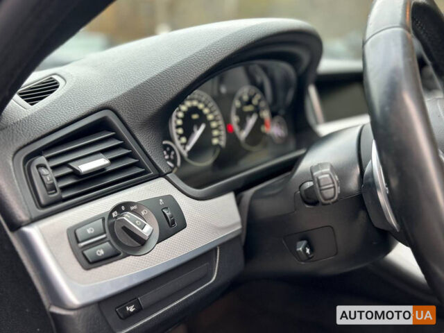 БМВ 5 Серия 2014 в Черновцах на Automoto.ua Черный БМВ 5 Серия, объемом двигателя 2 л и пробегом 255 тыс. км за 19800 $, фото 8 на Automoto.ua