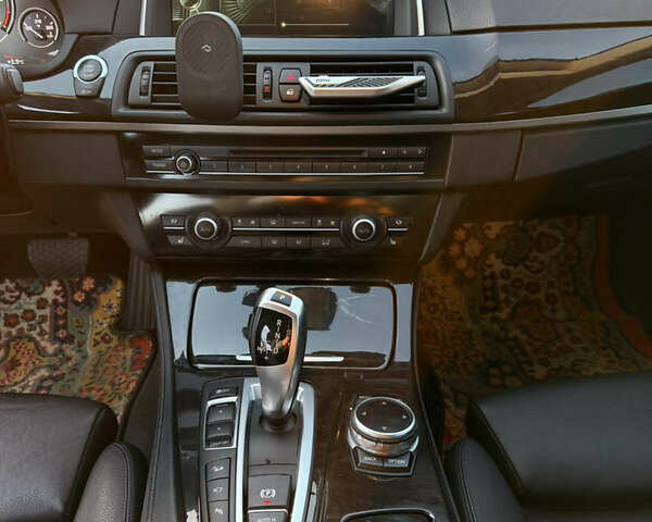 Черный БМВ 5 Серия, объемом двигателя 3 л и пробегом 228 тыс. км за 22500 $, фото 25 на Automoto.ua