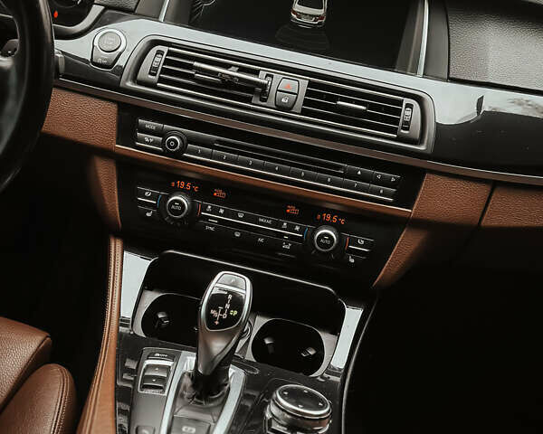 Черный БМВ 5 Серия, объемом двигателя 2 л и пробегом 180 тыс. км за 19000 $, фото 13 на Automoto.ua