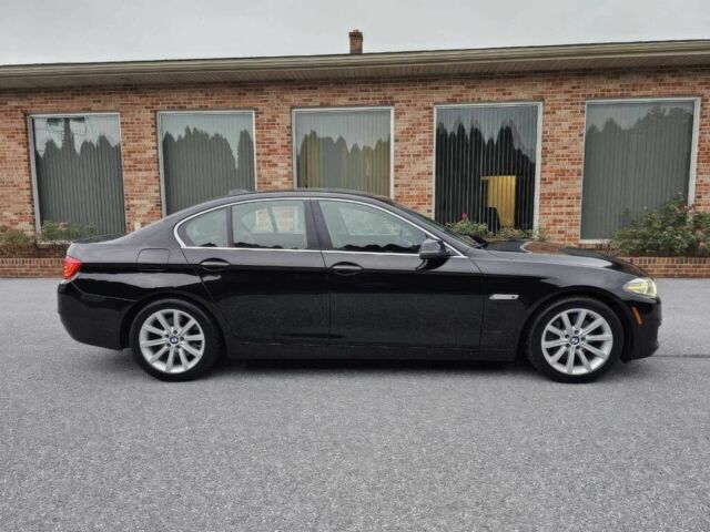 Черный БМВ 5 Серия, объемом двигателя 3 л и пробегом 84 тыс. км за 4500 $, фото 5 на Automoto.ua