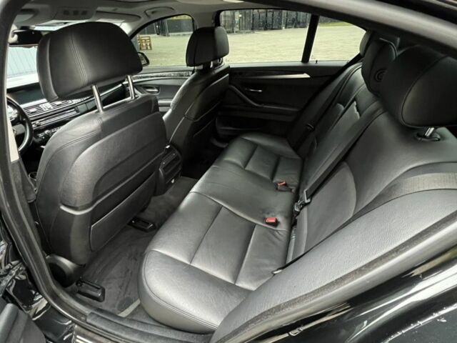 БМВ 5 Серия 2014 в Черновцах на Automoto.ua Черный БМВ 5 Серия, объемом двигателя 3 л и пробегом 280 тыс. км за 15500 $, фото 15 на Automoto.ua