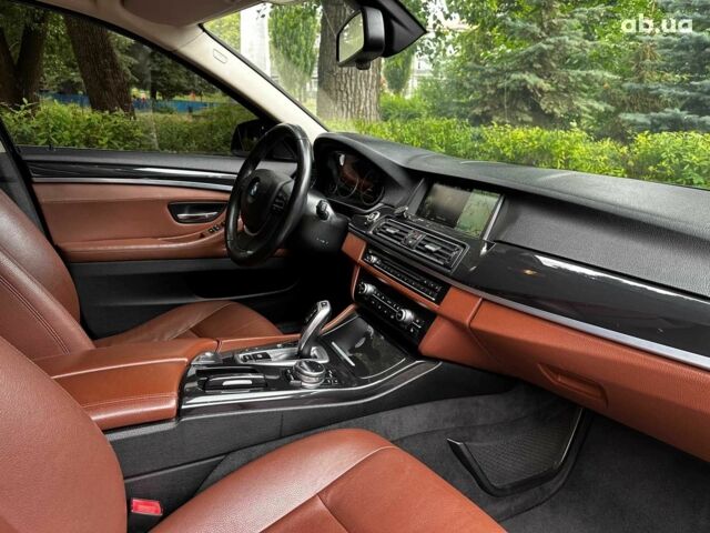 Чорний БМВ 5 Серія, об'ємом двигуна 2 л та пробігом 331 тис. км за 19490 $, фото 25 на Automoto.ua