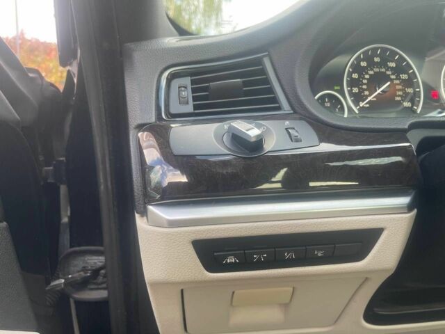 Чорний БМВ 5 Серія, об'ємом двигуна 3 л та пробігом 172 тис. км за 17999 $, фото 13 на Automoto.ua