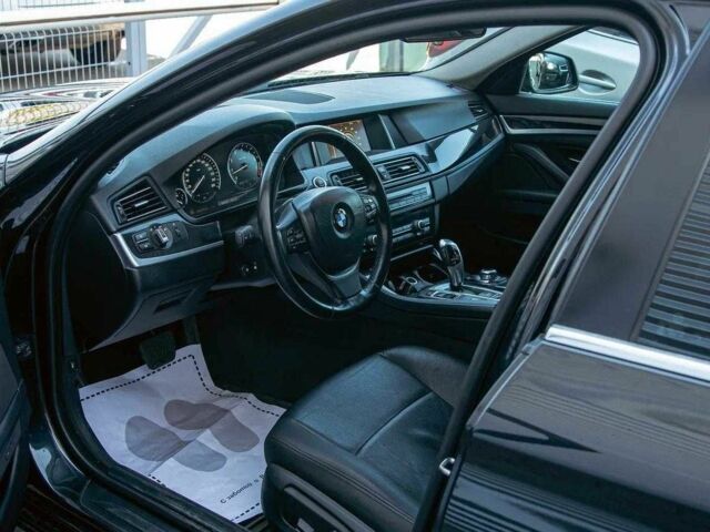 Черный БМВ 5 Серия, объемом двигателя 3 л и пробегом 250 тыс. км за 13000 $, фото 5 на Automoto.ua