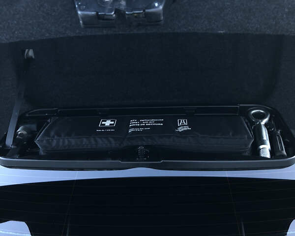 Черный БМВ 5 Серия, объемом двигателя 2 л и пробегом 246 тыс. км за 13900 $, фото 27 на Automoto.ua