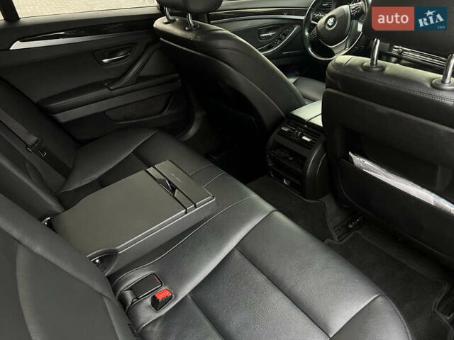 Черный БМВ 5 Серия, объемом двигателя 3 л и пробегом 165 тыс. км за 15500 $, фото 9 на Automoto.ua
