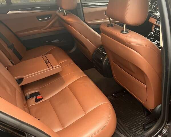 Черный БМВ 5 Серия, объемом двигателя 3 л и пробегом 186 тыс. км за 15900 $, фото 12 на Automoto.ua