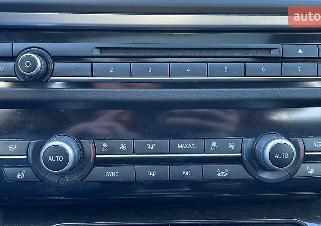 БМВ 5 Серия 2014 в Киеве на Automoto.ua Черный БМВ 5 Серия, объемом двигателя 2.98 л и пробегом 107 тыс. км за 18490 $, фото 20 на Automoto.ua