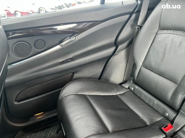 Чорний БМВ 5 Серія, об'ємом двигуна 3 л та пробігом 227 тис. км за 19290 $, фото 31 на Automoto.ua