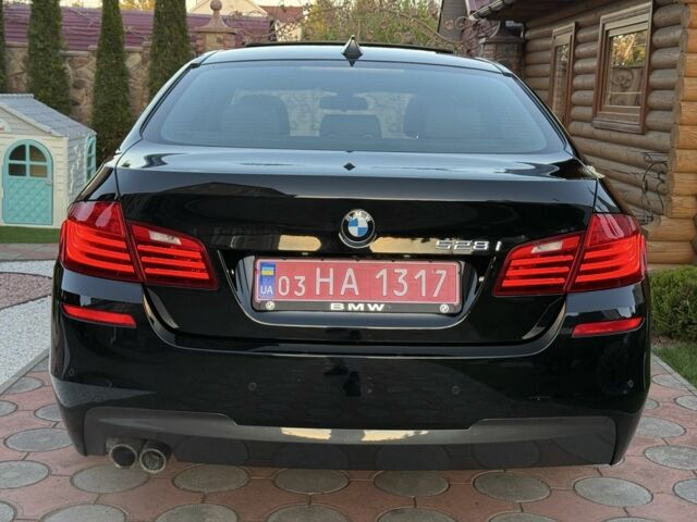 Чорний БМВ 5 Серія, об'ємом двигуна 2 л та пробігом 200 тис. км за 15999 $, фото 5 на Automoto.ua