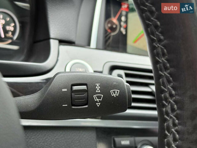 Черный БМВ 5 Серия, объемом двигателя 3 л и пробегом 178 тыс. км за 15500 $, фото 28 на Automoto.ua