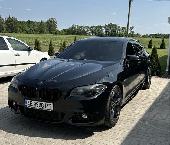 Черный БМВ 5 Серия, объемом двигателя 3 л и пробегом 225 тыс. км за 16500 $, фото 7 на Automoto.ua