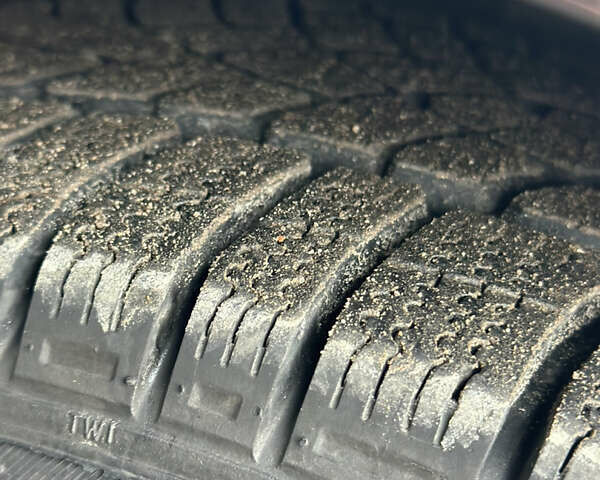 Чорний БМВ 5 Серія, об'ємом двигуна 2 л та пробігом 200 тис. км за 15800 $, фото 2 на Automoto.ua