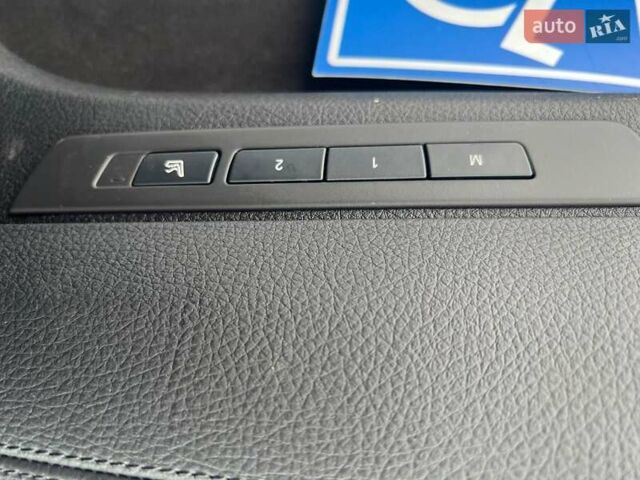 Чорний БМВ 5 Серія, об'ємом двигуна 3 л та пробігом 227 тис. км за 19290 $, фото 28 на Automoto.ua