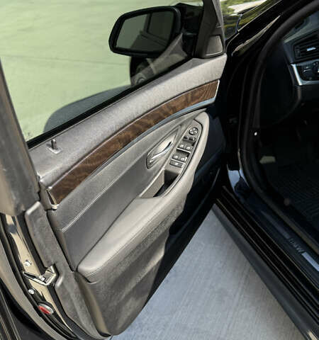 Чорний БМВ 5 Серія, об'ємом двигуна 2 л та пробігом 152 тис. км за 17700 $, фото 17 на Automoto.ua