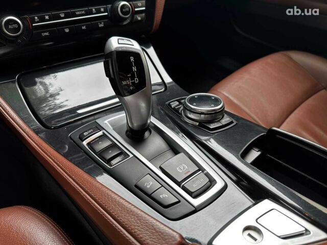 Чорний БМВ 5 Серія, об'ємом двигуна 2 л та пробігом 331 тис. км за 19490 $, фото 14 на Automoto.ua