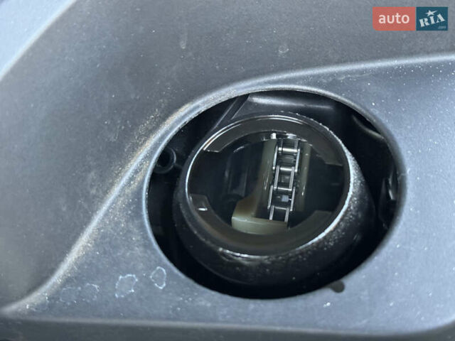 Черный БМВ 5 Серия, объемом двигателя 2 л и пробегом 188 тыс. км за 15750 $, фото 43 на Automoto.ua