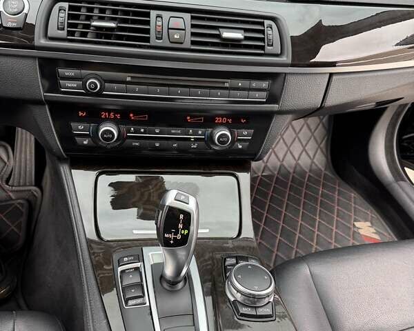 Чорний БМВ 5 Серія, об'ємом двигуна 2.98 л та пробігом 175 тис. км за 17000 $, фото 9 на Automoto.ua