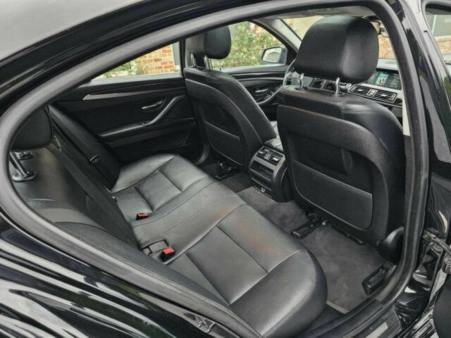 Черный БМВ 5 Серия, объемом двигателя 3 л и пробегом 84 тыс. км за 4500 $, фото 10 на Automoto.ua