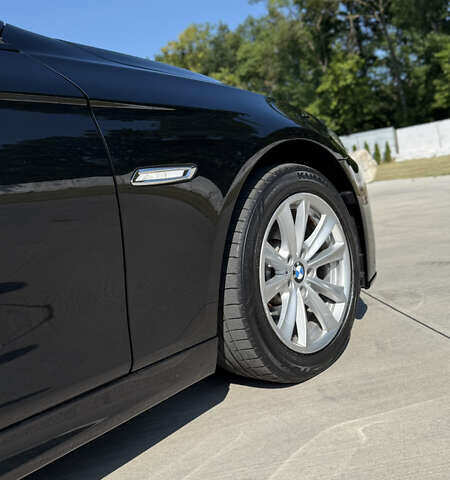 Чорний БМВ 5 Серія, об'ємом двигуна 2 л та пробігом 152 тис. км за 17700 $, фото 14 на Automoto.ua