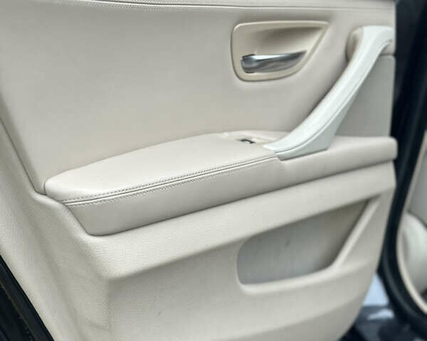 Чорний БМВ 5 Серія, об'ємом двигуна 2 л та пробігом 200 тис. км за 15800 $, фото 10 на Automoto.ua