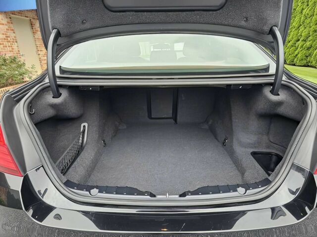 Чорний БМВ 5 Серія, об'ємом двигуна 3 л та пробігом 81 тис. км за 4500 $, фото 13 на Automoto.ua