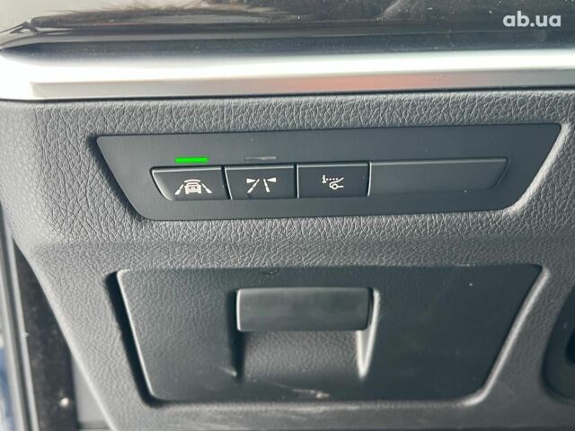 Чорний БМВ 5 Серія, об'ємом двигуна 3 л та пробігом 227 тис. км за 19290 $, фото 16 на Automoto.ua