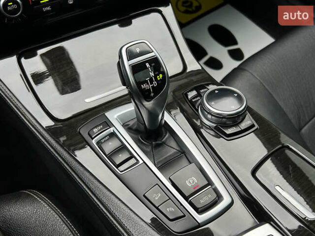 БМВ 5 Серия 2014 в Львове на Automoto.ua Черный БМВ 5 Серия, объемом двигателя 2.99 л и пробегом 236 тыс. км за 19750 $, фото 16 на Automoto.ua